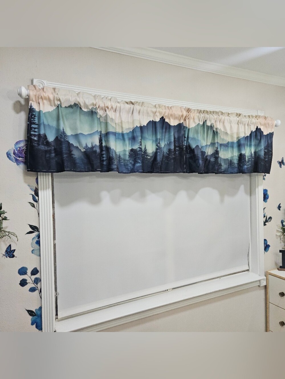 17"×52" Valance - Mountain Forest (×2)